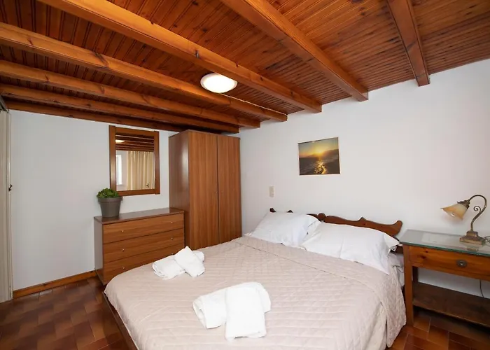 Semesterbostad Hibiscus Rosa Location *